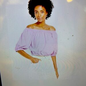 Old Navy Off-Shoulder‎ top